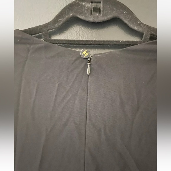 Chanel Black Cap Sleeve Top Size 40 - Picture 4 of 4